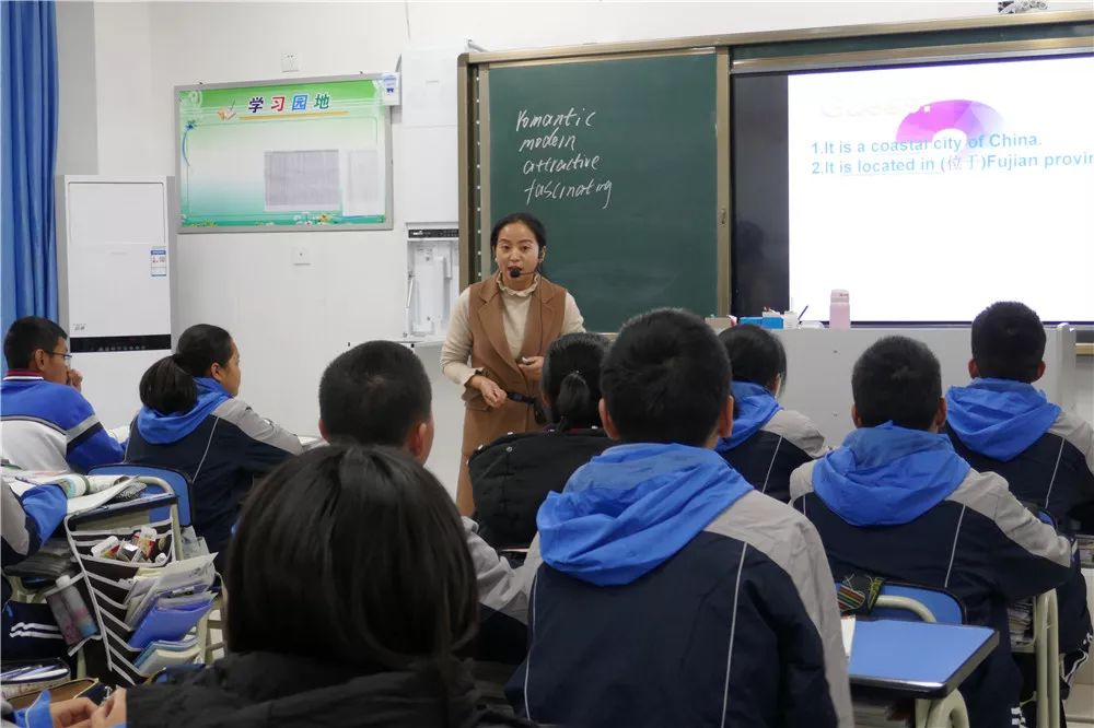 筑巢引凤蝶舞花开——利州区委常委、组织部长张宗虎一行莅临万达中学视察人才工作