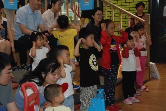 阅书房又添新伙伴吉阅七舍正式加盟