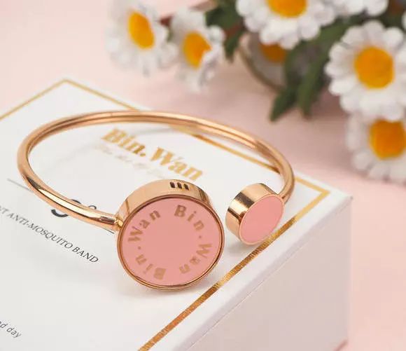 驱蚊手环林允,林允驱蚊手环