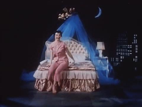 丝绸睡衣舒适透气让你穿出女神范,冬季最流行的睡衣