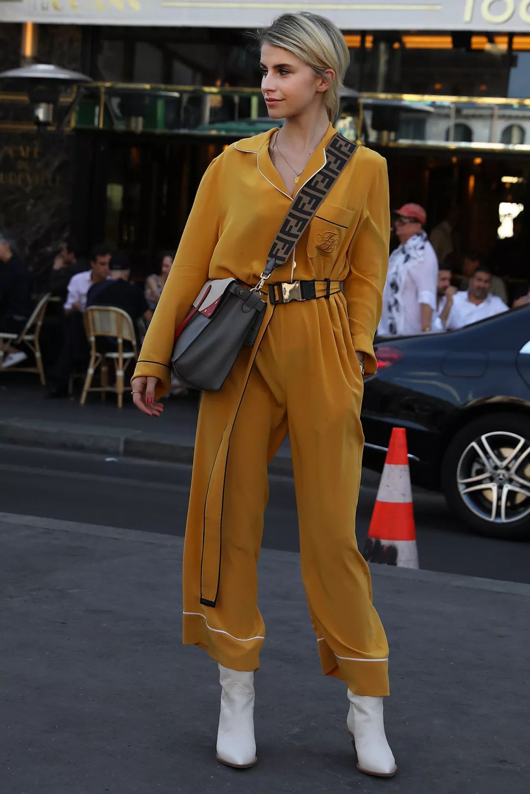 丝绸睡衣舒适透气让你穿出女神范,冬季最流行的睡衣