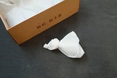 鞋盒里的那层白布有什么用,买了20多年的鞋子