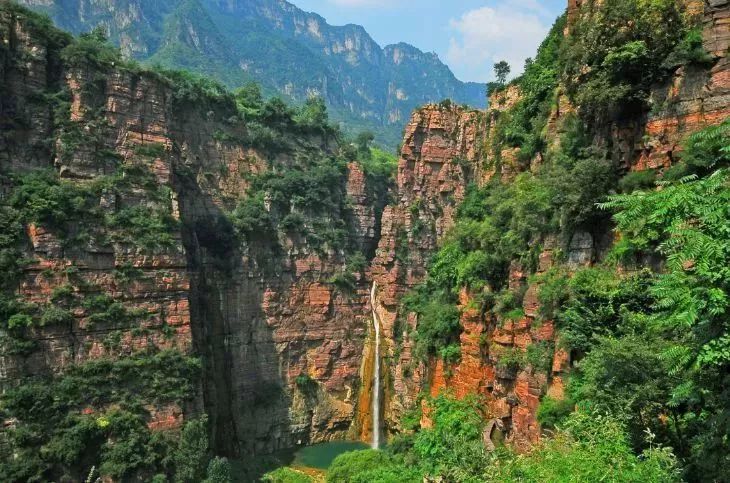 万仙山景区春节免门票,万仙山郭亮村特价两日游