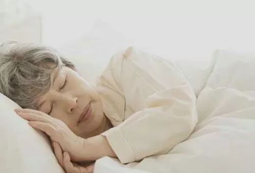 信阳市肿瘤医院：老年健康核心信息20条