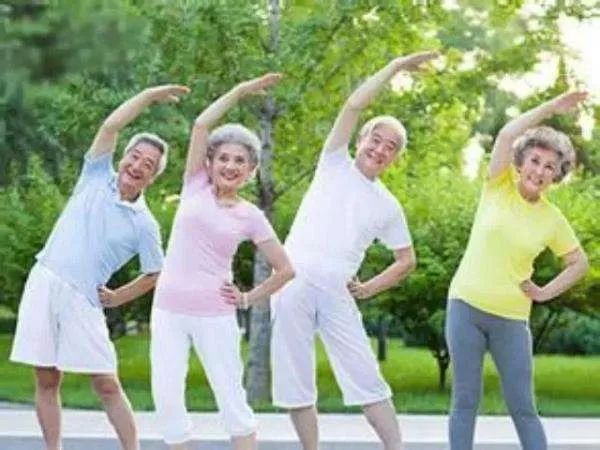 信阳市肿瘤医院：老年健康核心信息20条