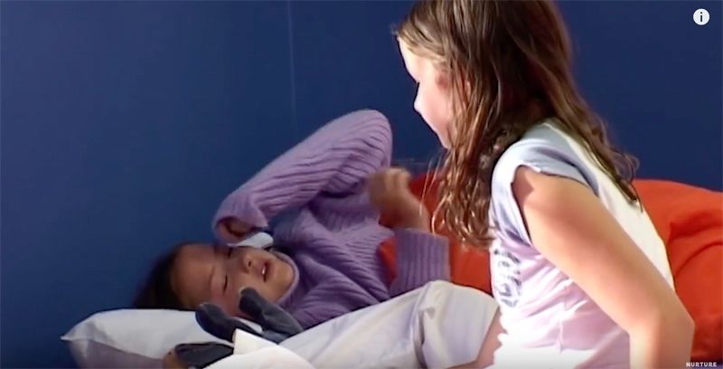 没有大人只有孩子一起住,没大人管的小孩