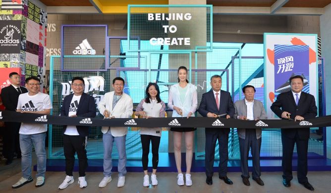 荣耀戴森阿迪、邓伦惠若琪,这个618,你为谁买单?丨Weekly