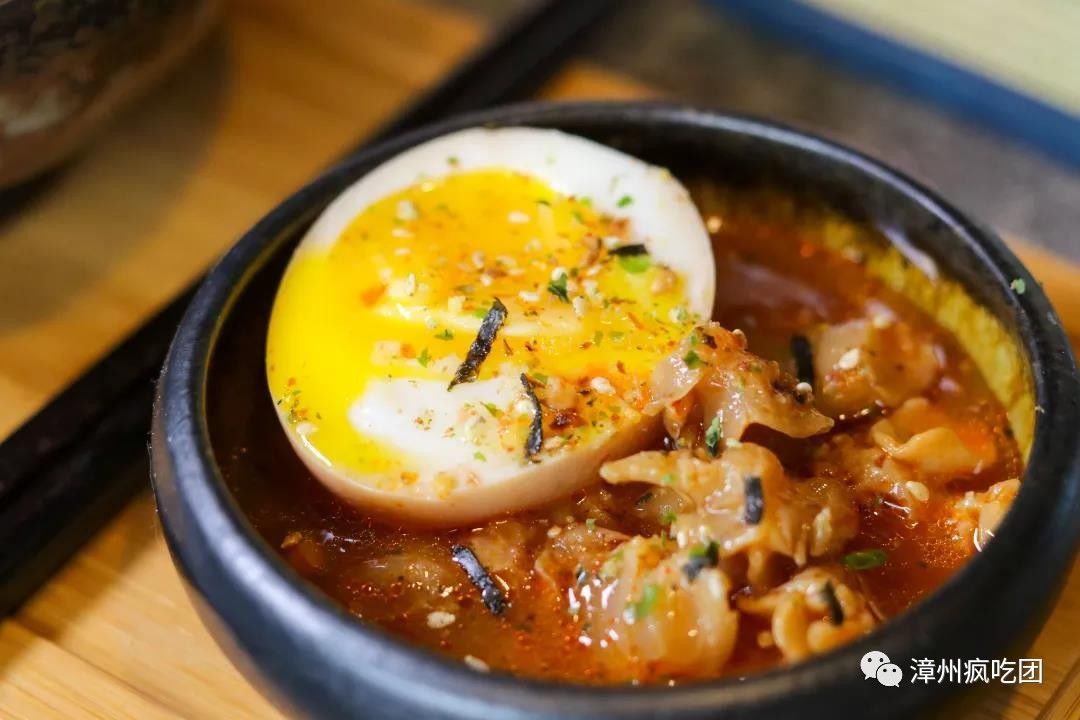 街上找不到一家餐馆开门,店里附近的人找不到