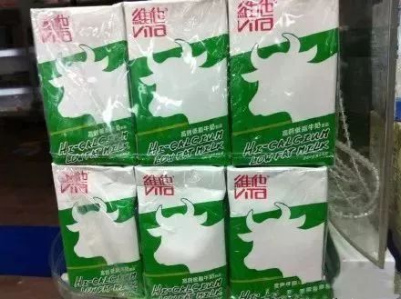 香港牛奶惊爆含问题添加剂！可致肠炎，并无药可医治…