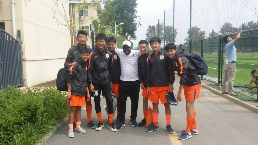 上海长宁区儿童夏令营报名,长宁区学生夏令营报名