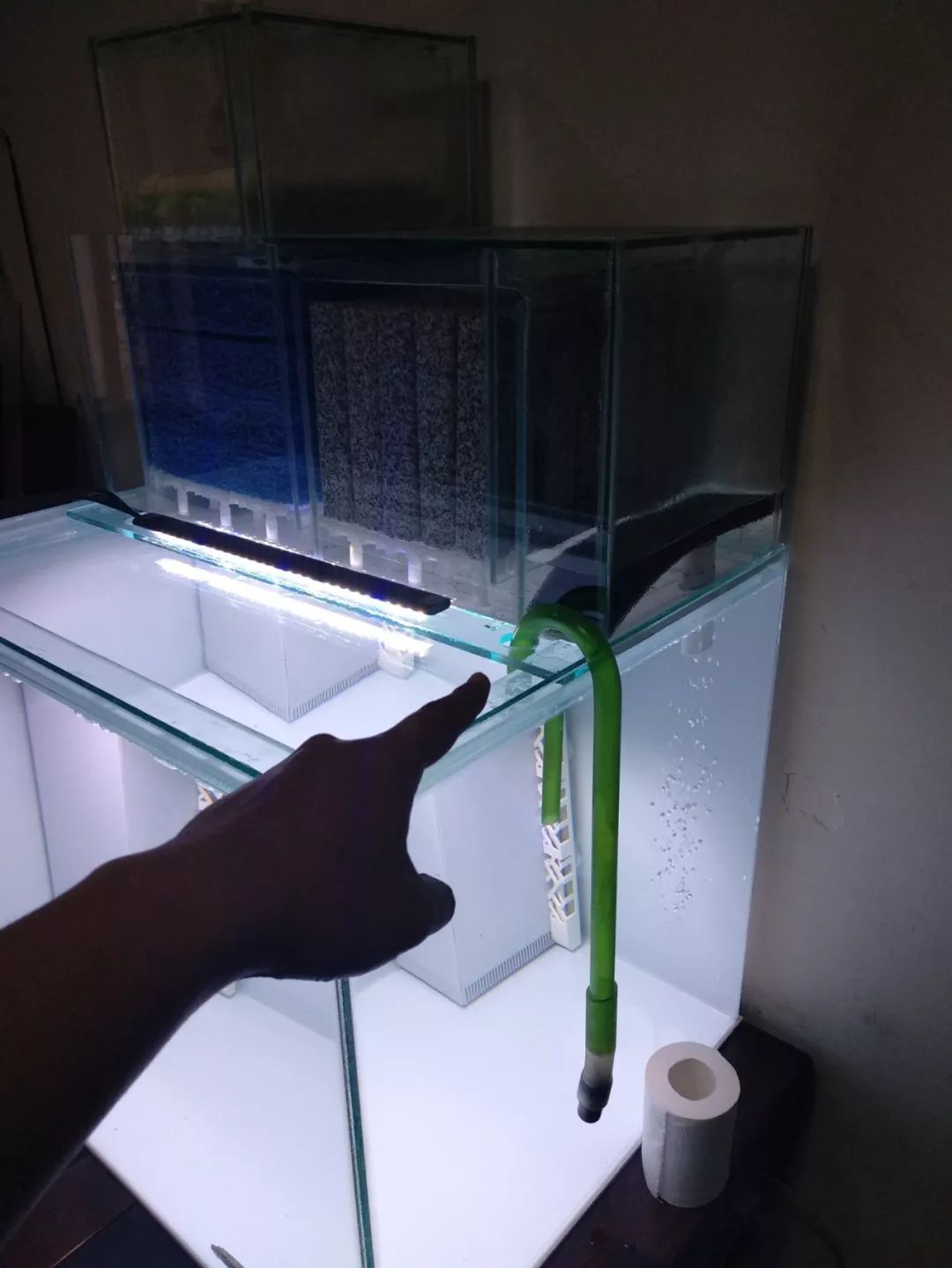 大神「鱼勇」DIY一缸多用“直播”教程，好缸无需再等