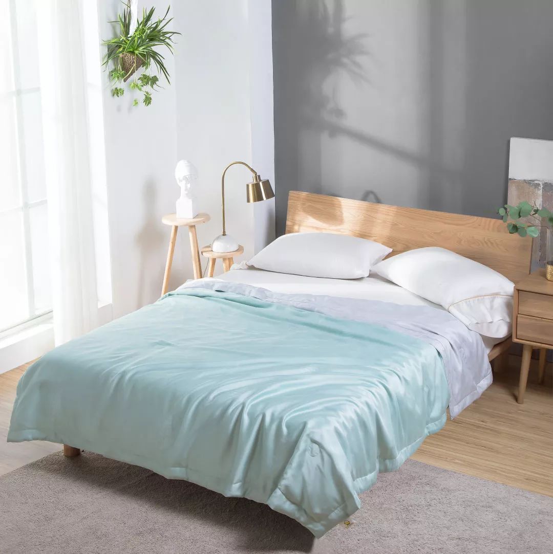 闪购|蚕丝被都能水洗了，还有什么理由不入一条呢？