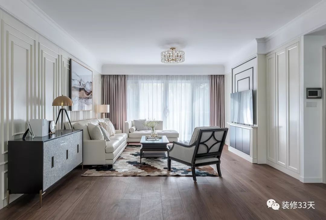 购买家具几十万刺鼻难闻受不了,花几万买实木家具值得吗