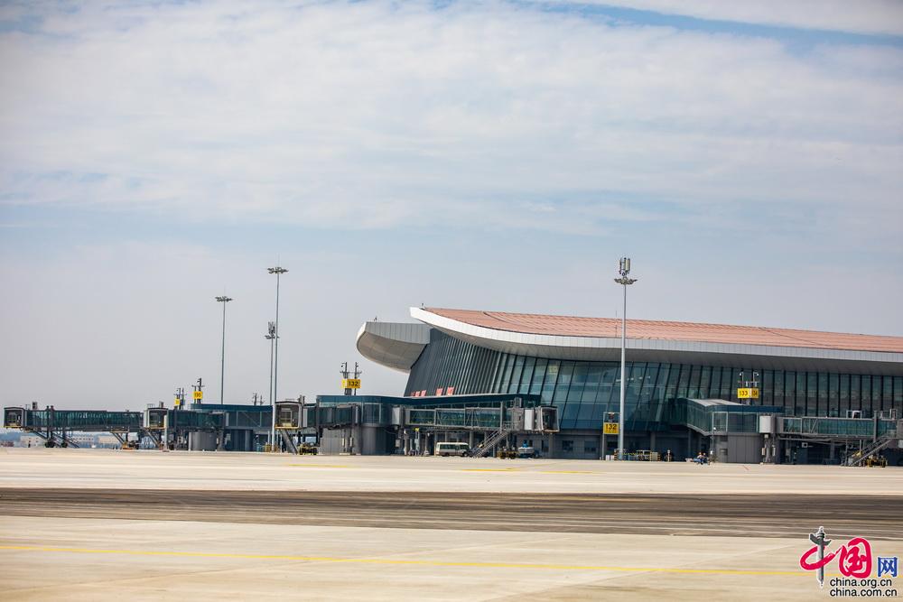 大兴国际机场被称为世界上新奇迹,大兴国际机场是世界七大奇迹之首
