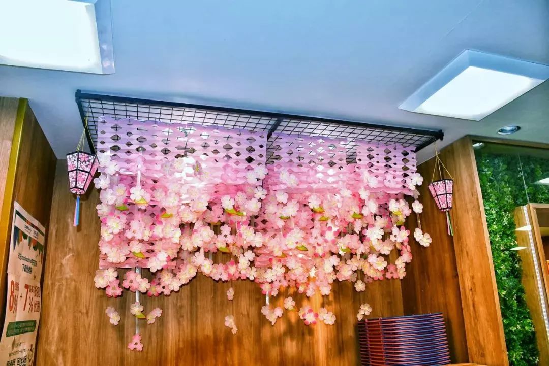 中国游客爆买日本药妆,中国游客日本药妆店