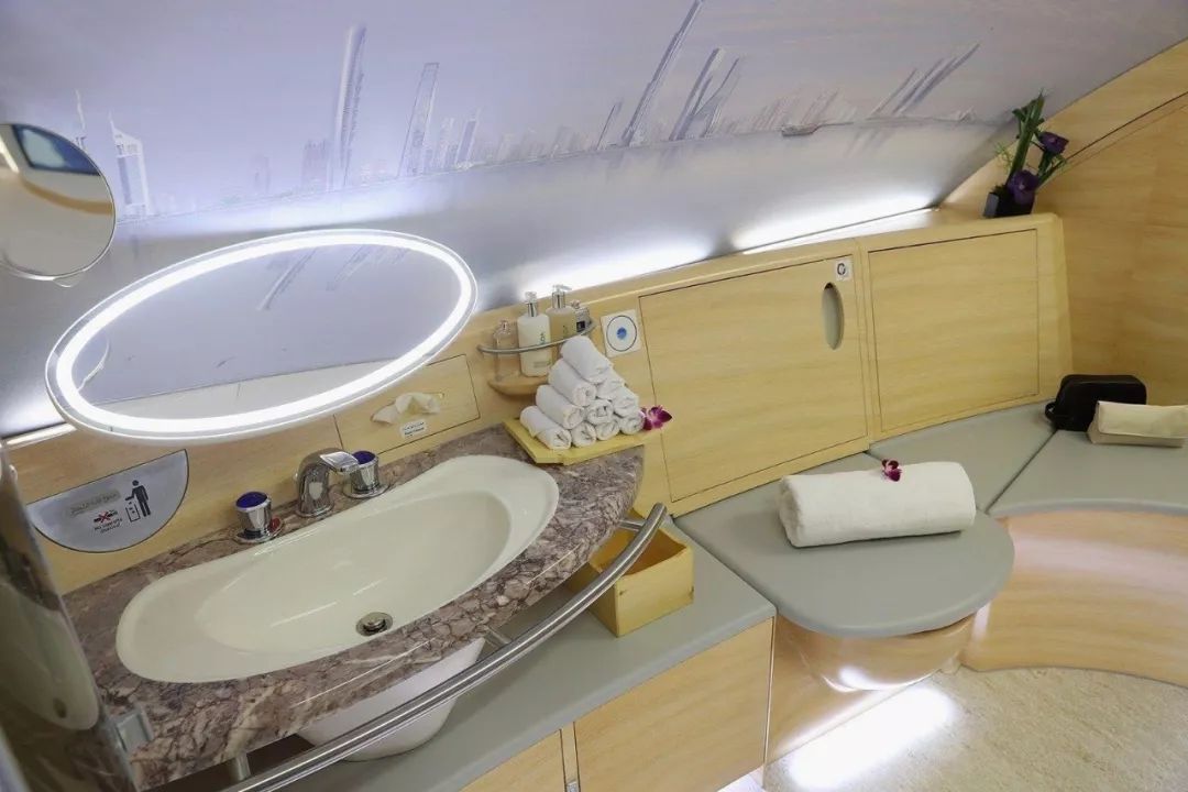 机舱乘务员手册,机舱服务手册