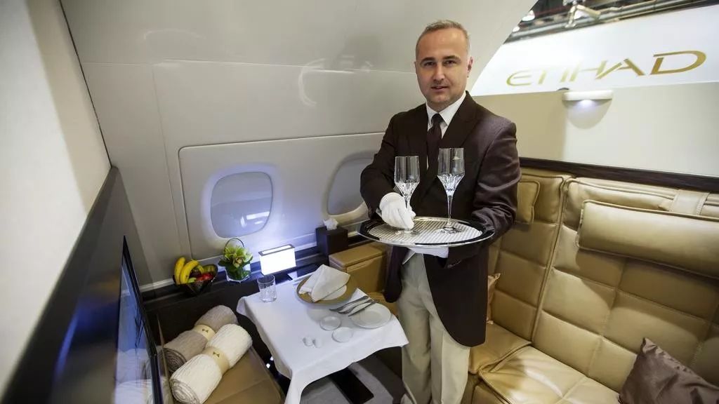 机舱乘务员手册,机舱服务手册