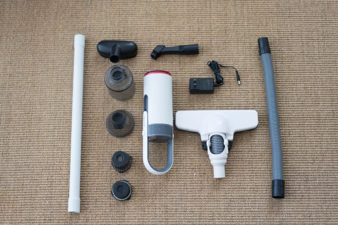 无绳便携式吸尘器,不用充电的家用小型吸尘器