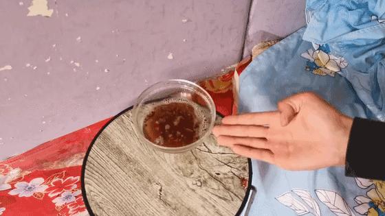 床底撒把花椒是什么意思,在床底撒一把花椒有什么作用