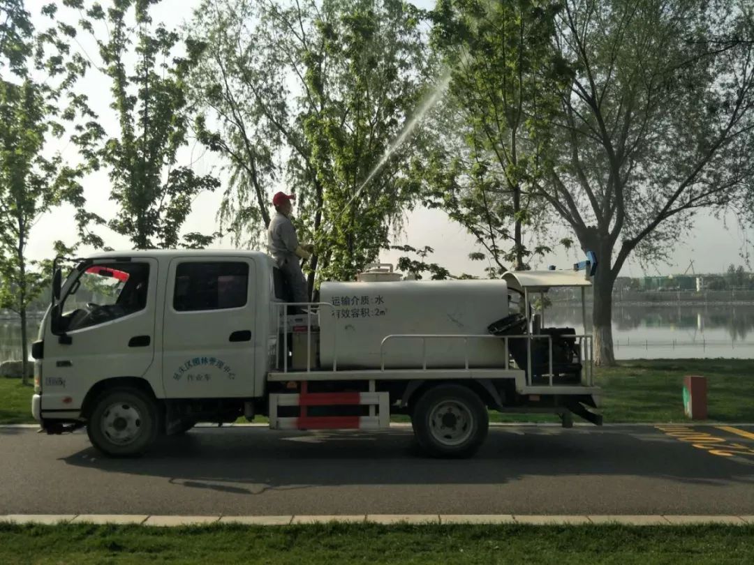 走一会脚底麻怎么回事,脚底起一堆小泡泡怎么治疗