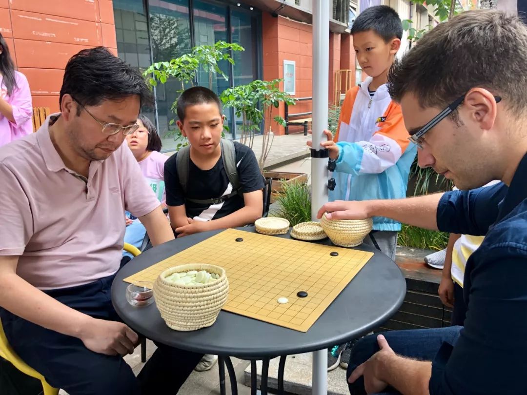 当围棋京剧茶道三种国粹邂逅…滇浙豪强战演绎别样精彩
