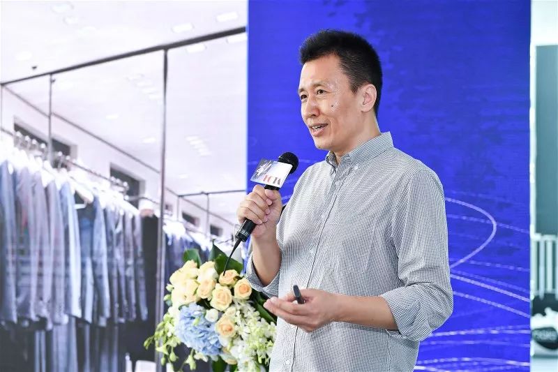 「关注」斩获与未来谈时尚的底气！2020/21秋冬中国纺织面料流行趋势提案会在大浪举行