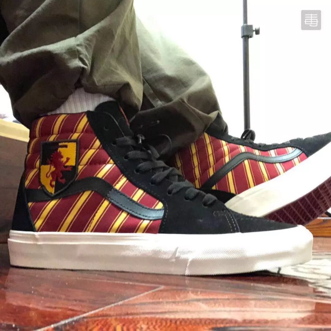 匡威大战VANS！上半年人气胶鞋谁更胜一筹？