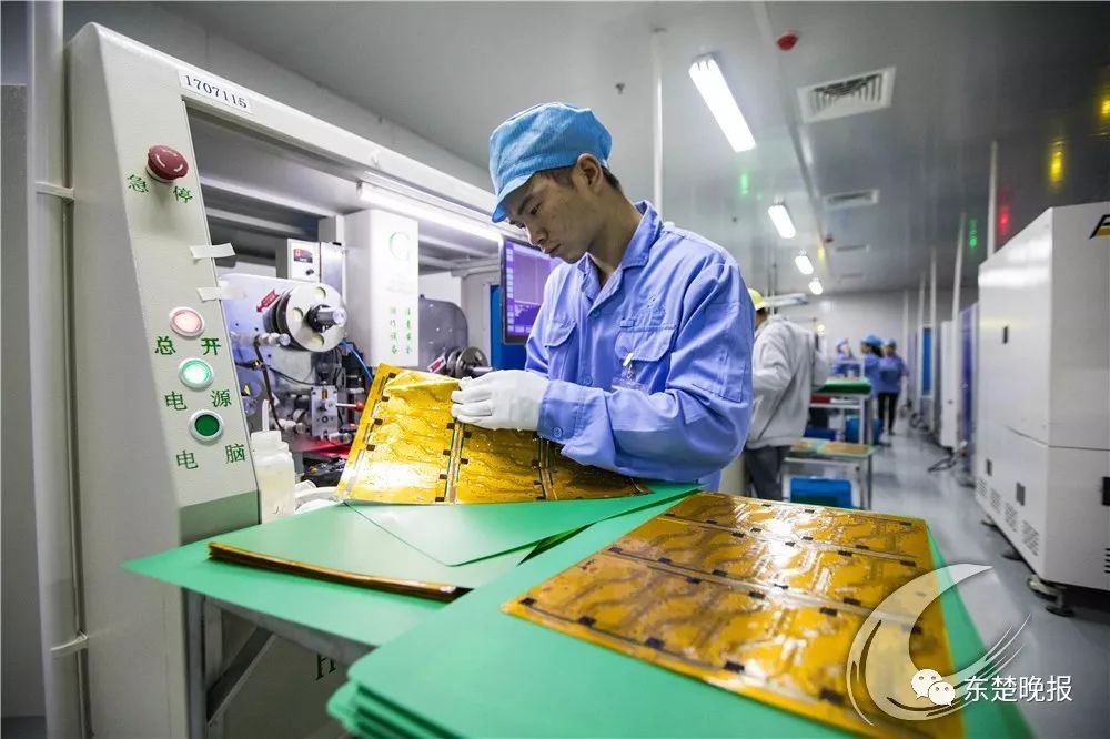 什么是黄石火山,什么是黄石车牌