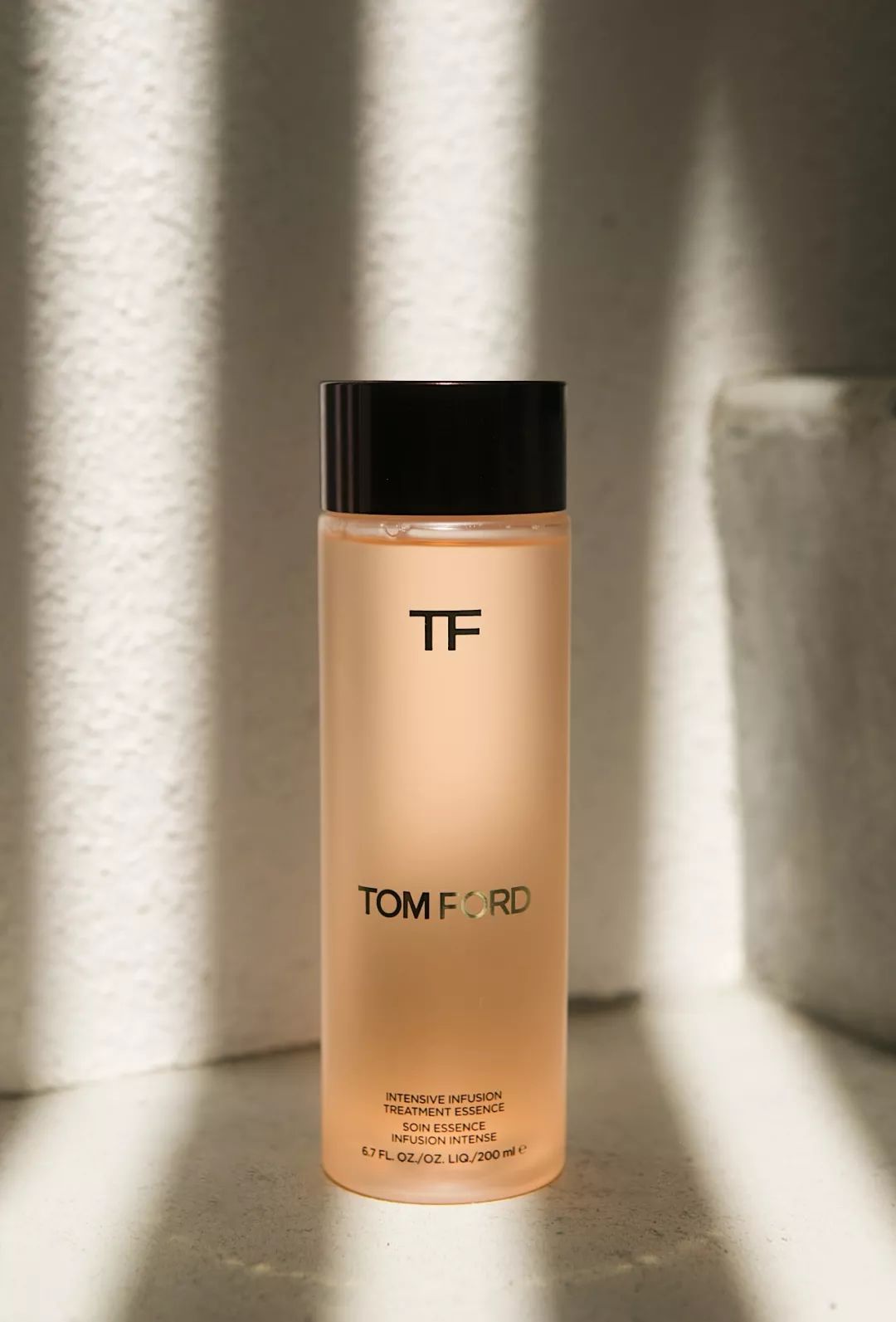 “在这个世界上找不到任何一个地方，还会有人不知道我的名字”