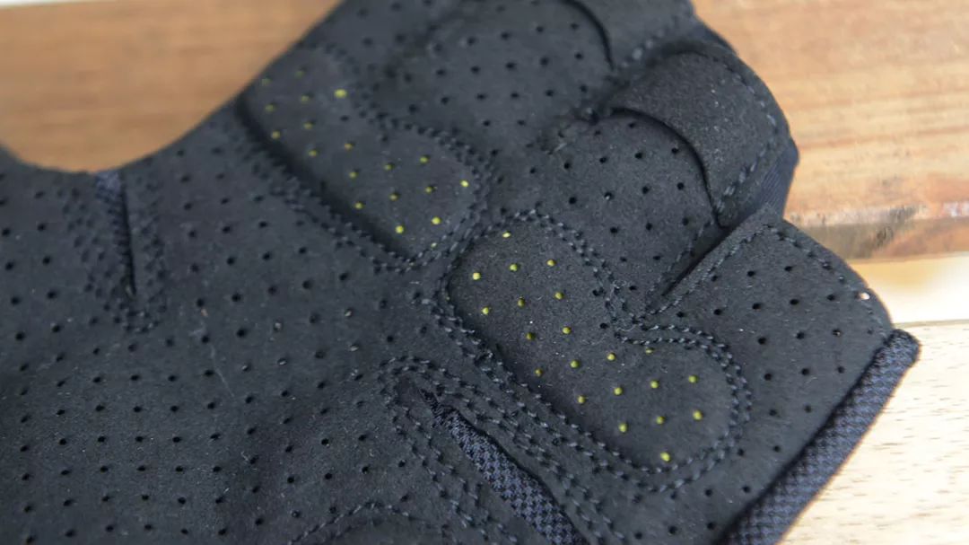 grcxrd鍗婃寚楠戣鎵嬪,渚垮疁鍙堟湁鎺掗潰鐨剆uv