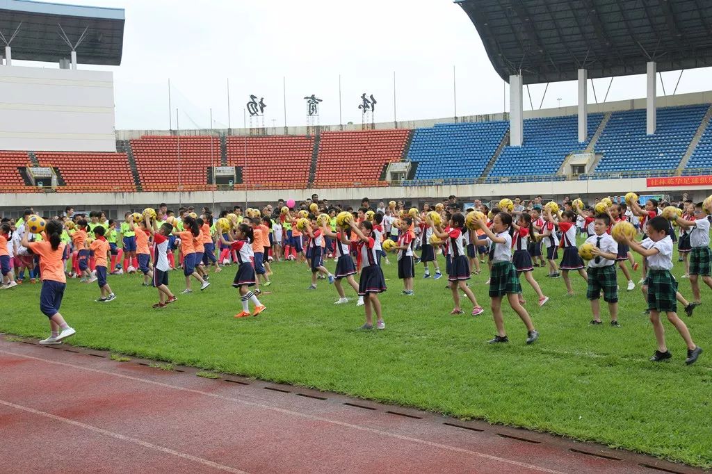 2018年桂林市足球比赛,青少年足球比赛直播