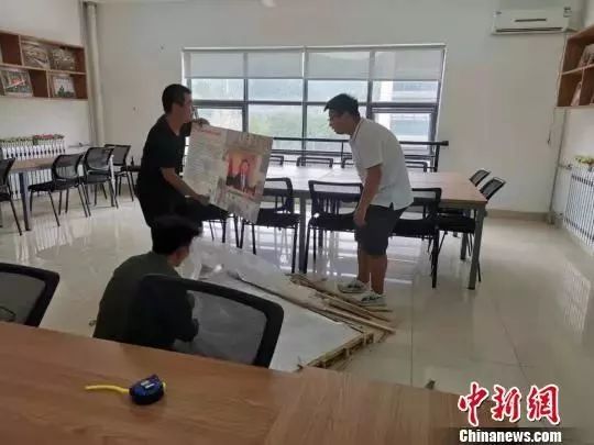 自强模范|山东“独臂男孩”刘云：一只手臂也能画出“阳光”