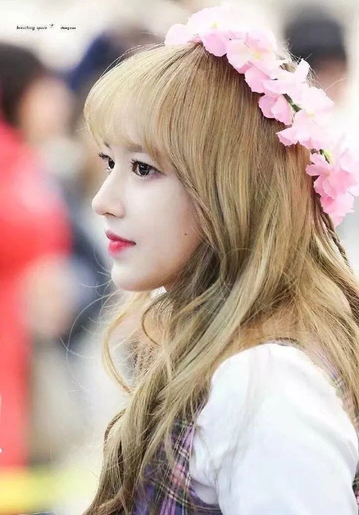 程潇头发颜色好看,程潇头发颜色粉