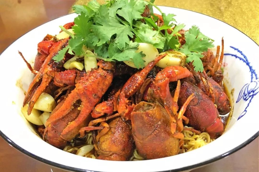 青岛经典啤酒餐厅,青岛好吃的啤酒餐厅有哪些