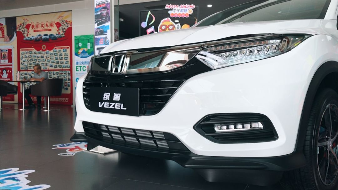 缤智发动机1.8l和1.5t哪种好,2015款本田缤智1.8l豪华版怎么样