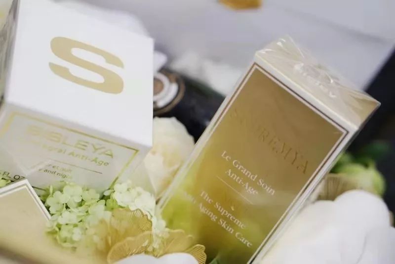 开箱+浮力|美妆圈:呵!谁还没个十二时辰了