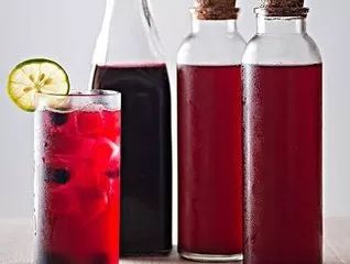 代餐粉、酵素、瘦身包、暴汗服，这些“网红”减肥产品靠谱吗？