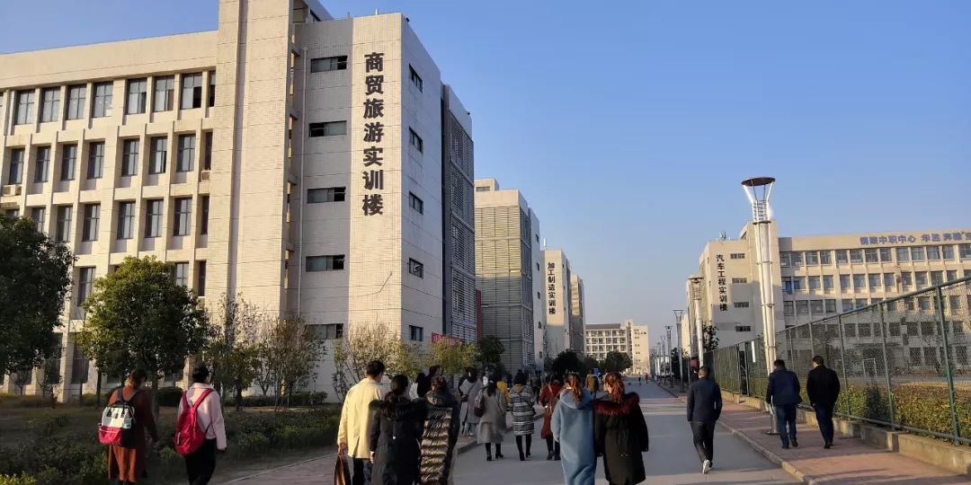 技师技校职高有什么不一样,大专职高技校中专有什么区别