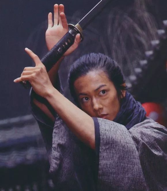 为什么日本人这么爱工作,为什么有人羡慕日本男人