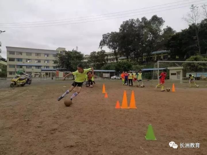 小小少年的足球梦,乡村少年足球大梦想