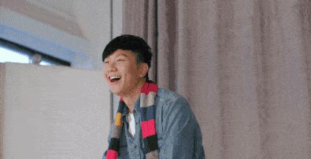 明星演唱会身体不适,明星演唱会汗流浃背