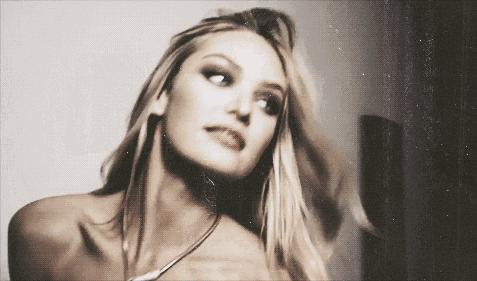 用什么洗澡身体光滑,用什么水洗澡皮肤光滑