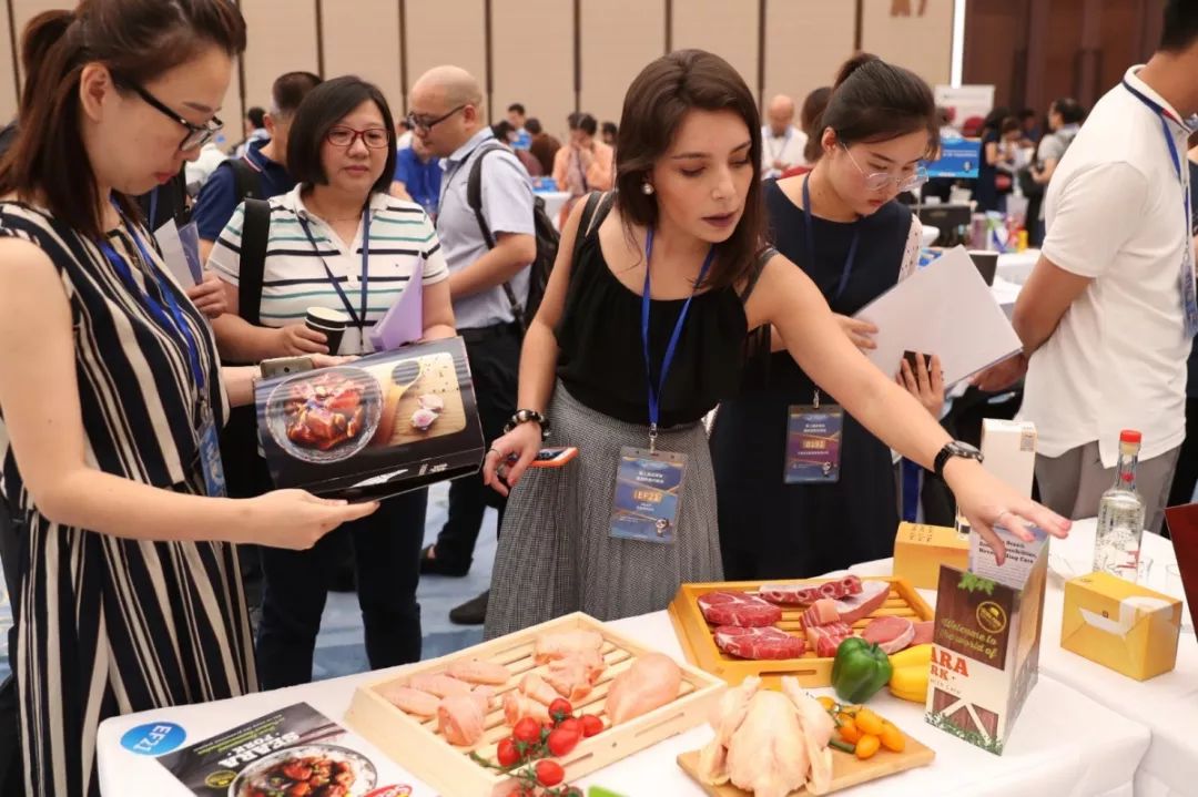 减肥面包、控血糖良药、防冲击地板…进博会全球新品让你“买到赚到”