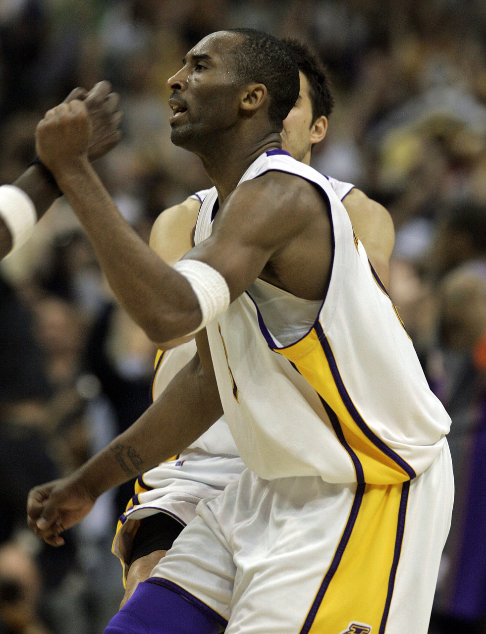 科比火箭第四节18分,科比vs火箭53分双加时