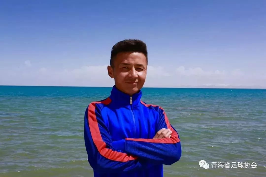 特写丨“莫热足球队”因为热爱所以执着