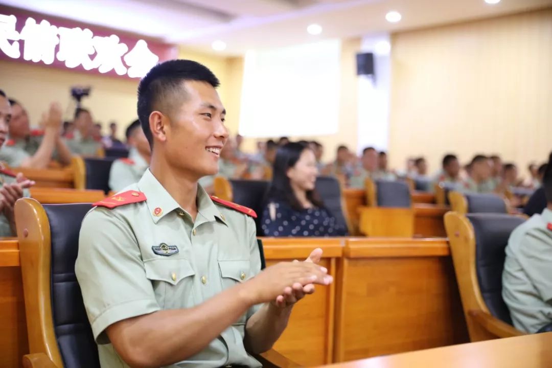 精彩不容错过广场舞36步,精彩表演不容错过