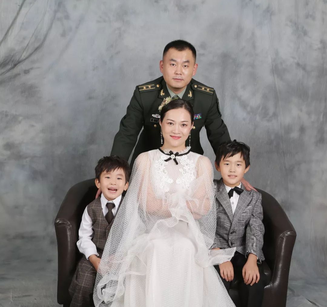 枣庄十佳军嫂颁奖典礼视频,十佳好军嫂纪录片