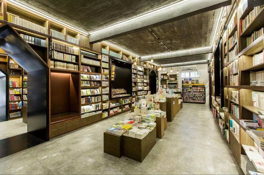 高校校园书店怎么开？听听央视报道怎么说