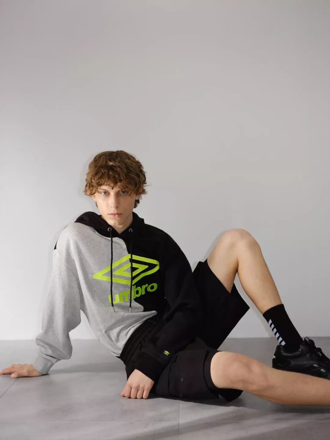 足球衣潮流设计,足球衣风格穿搭