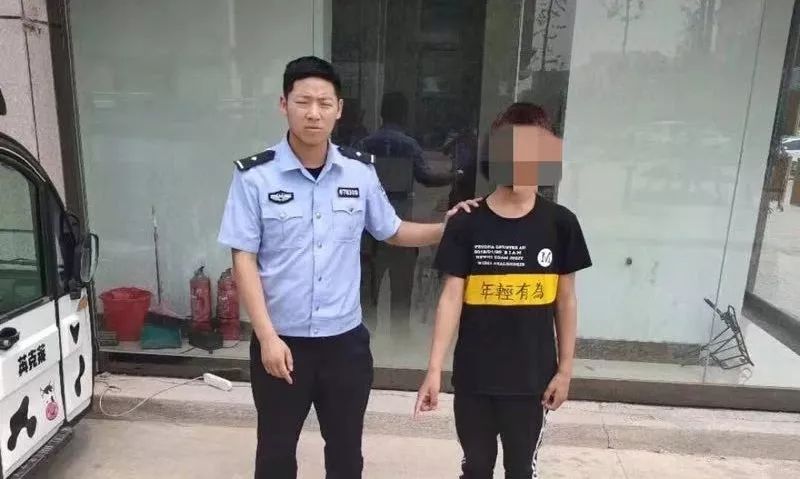 杩欎簺琛ｆ湇鐪嬭捣鏉ュ緢婕備寒鑻辨枃,杩欎簺琛ｆ湇鐪嬭捣鏉ヤ笉浠呭竻鑰屼笖淇濇殩